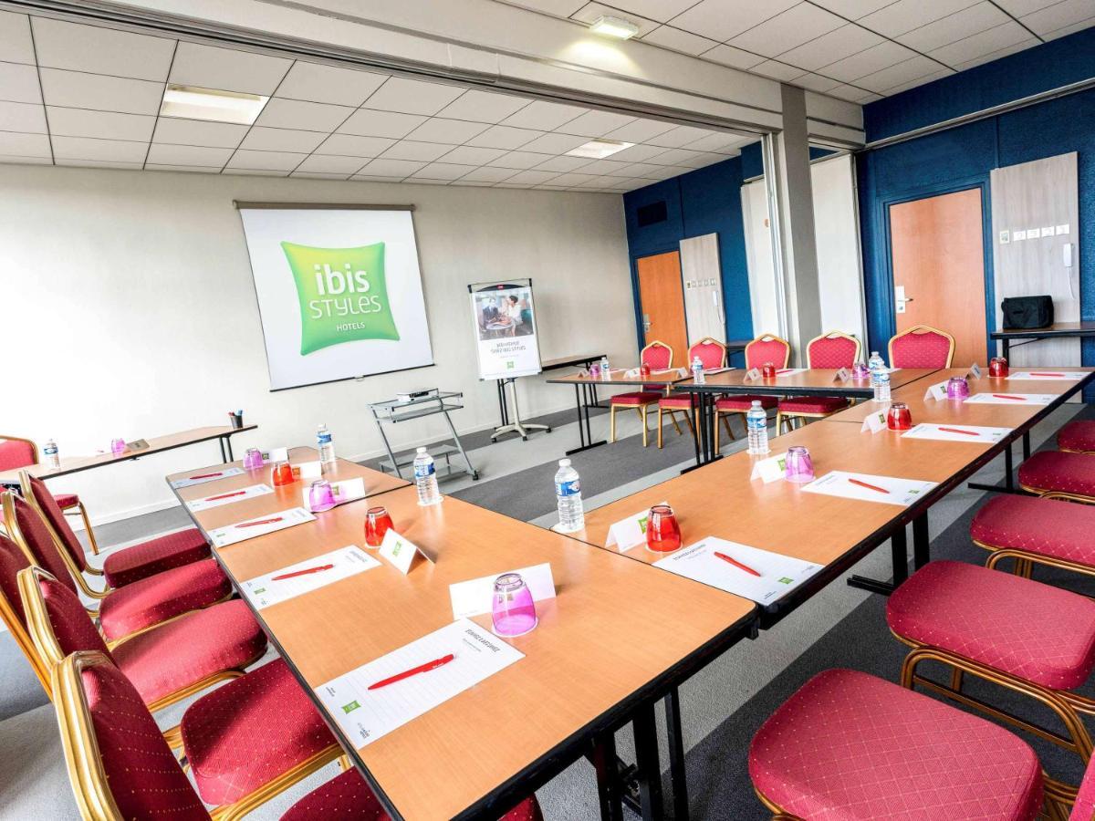 Hotel Ibis Styles Beauvais Zewnętrze zdjęcie
